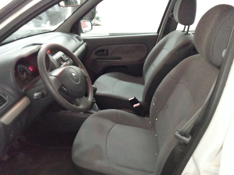 RENAULT CLIO II FASE II (B/CB0) Dynamique Motor 1,2 Ltr. - 55 kW