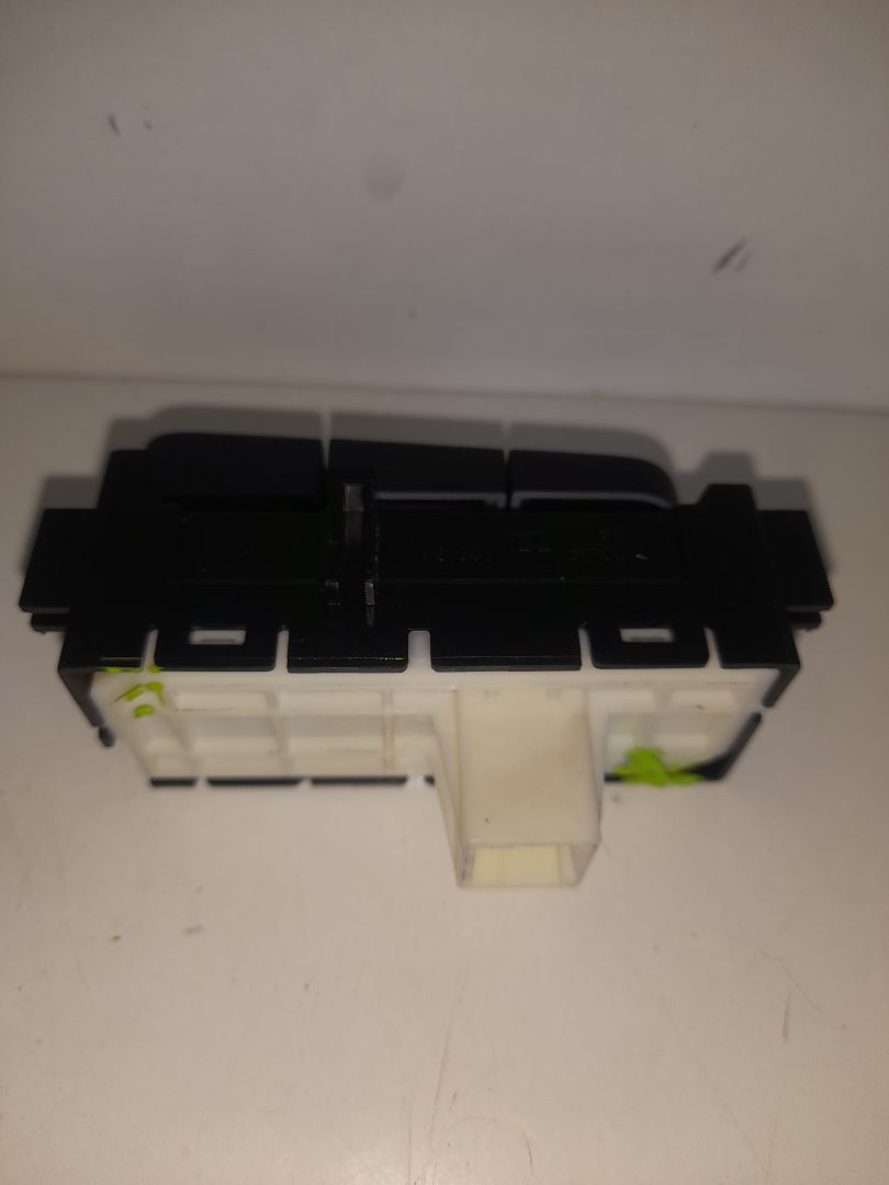 INTERRUPTOR ESP TOYOTA YARIS (XP21) S-EDITION