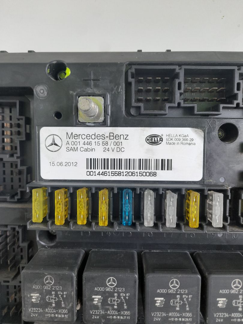 CAJA FUSIBLE SAM MERCEDES ACTROS 2/3 4 - EJES 8 - CIL. *   |   0.03 - 0.13