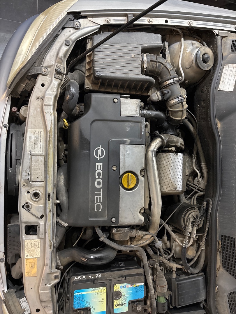 OPEL ASTRA G BERLINA Club Motor 2,0 Ltr. - 74 kW DTI