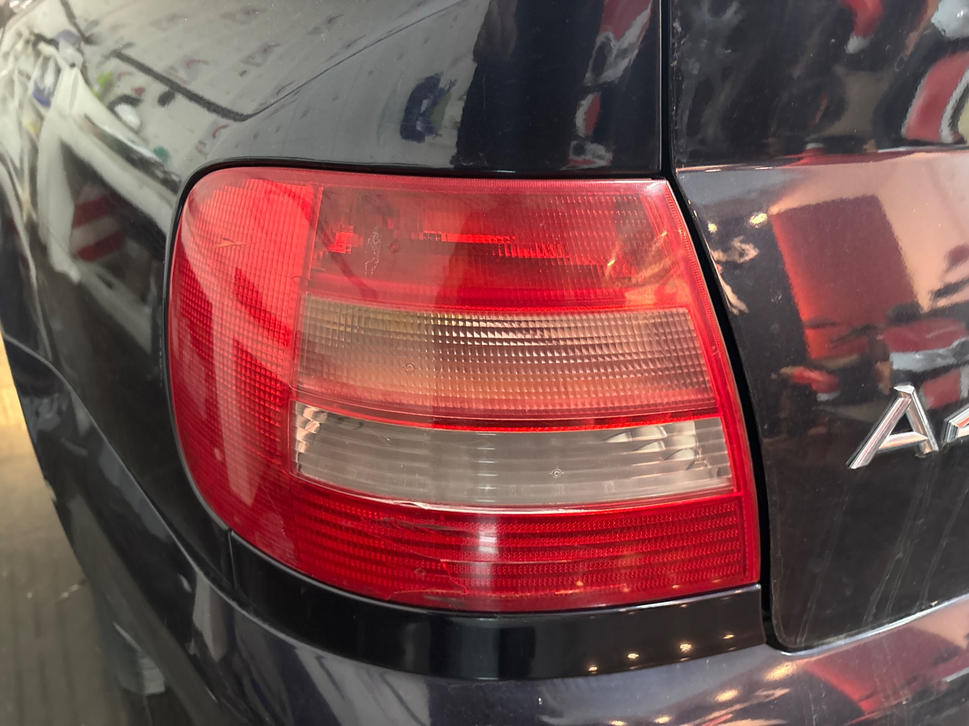 AUDI A4 BERLINA (B5) 1.8 Motor 1,8 Ltr. - 92 kW 20V