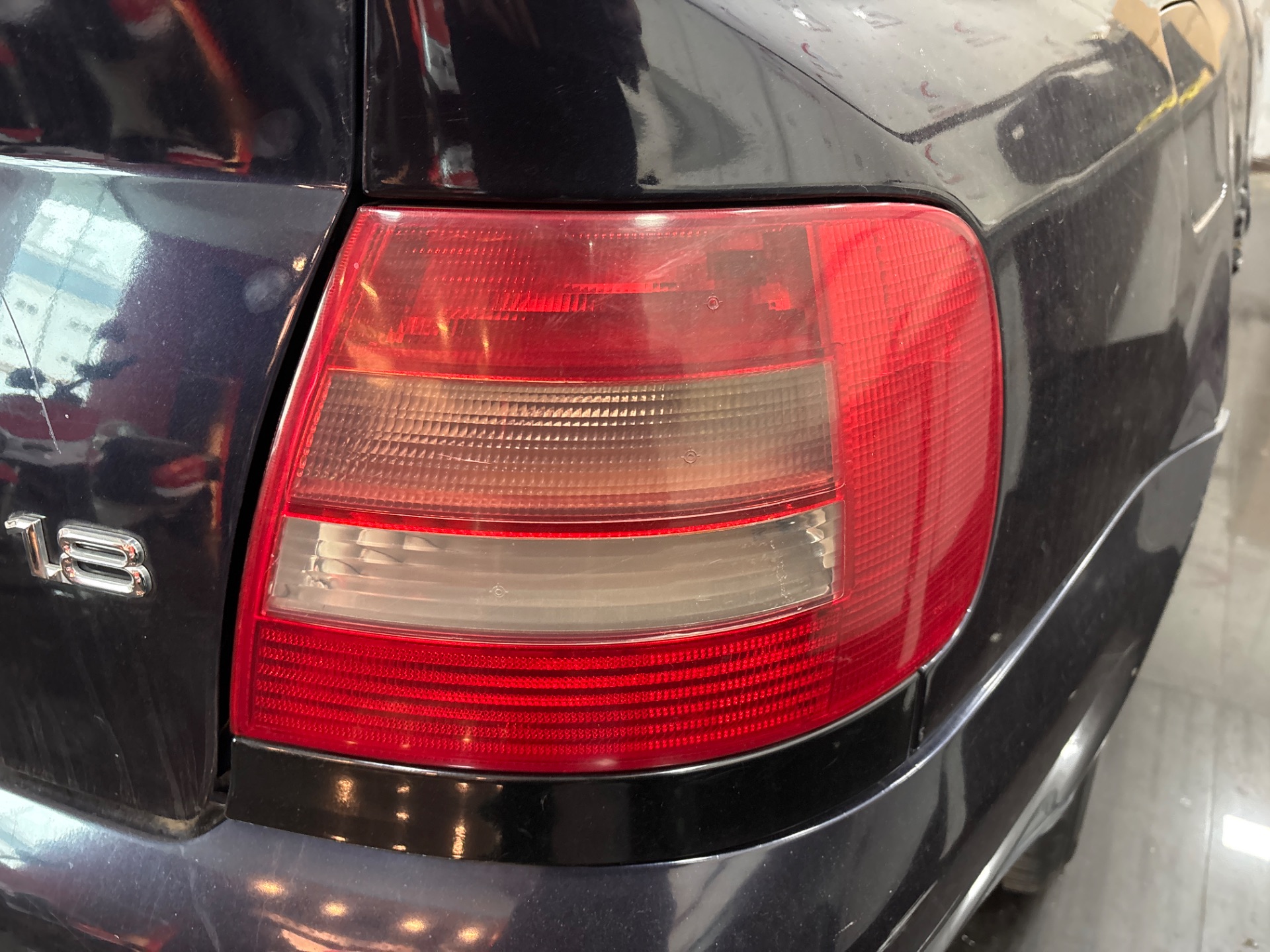 AUDI A4 BERLINA (B5) 1.8 Motor 1,8 Ltr. - 92 kW 20V
