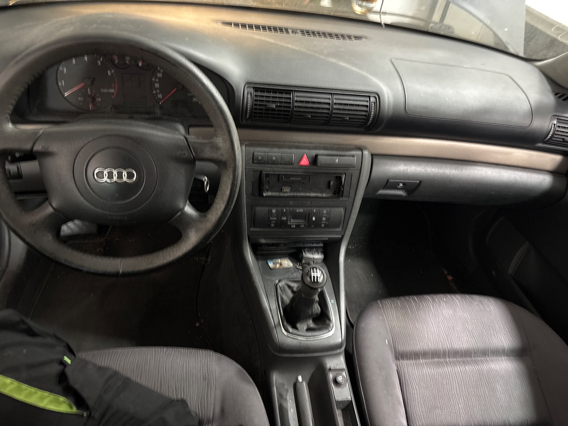 AUDI A4 BERLINA (B5) 1.8 Motor 1,8 Ltr. - 92 kW 20V