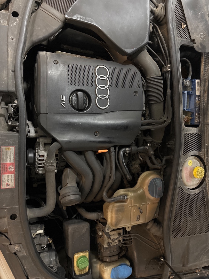 AUDI A4 BERLINA (B5) 1.8 Motor 1,8 Ltr. - 92 kW 20V