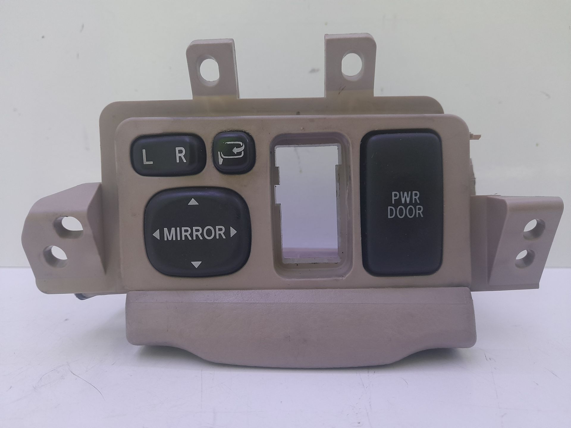 MANDO RETROVISOR