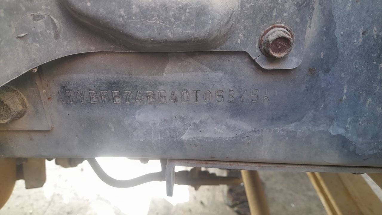 MITSUBISHI CANTER 4.05 -> Plataforma 35 Cabina doble (Comfort) Motor 3,0 Ltr. - 92 kW Diesel