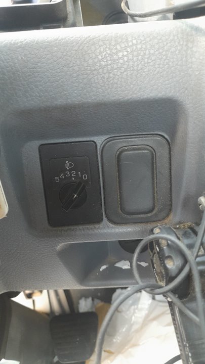 MITSUBISHI CANTER 4.05 -> Plataforma 35 Cabina doble (Comfort) Motor 3,0 Ltr. - 92 kW Diesel