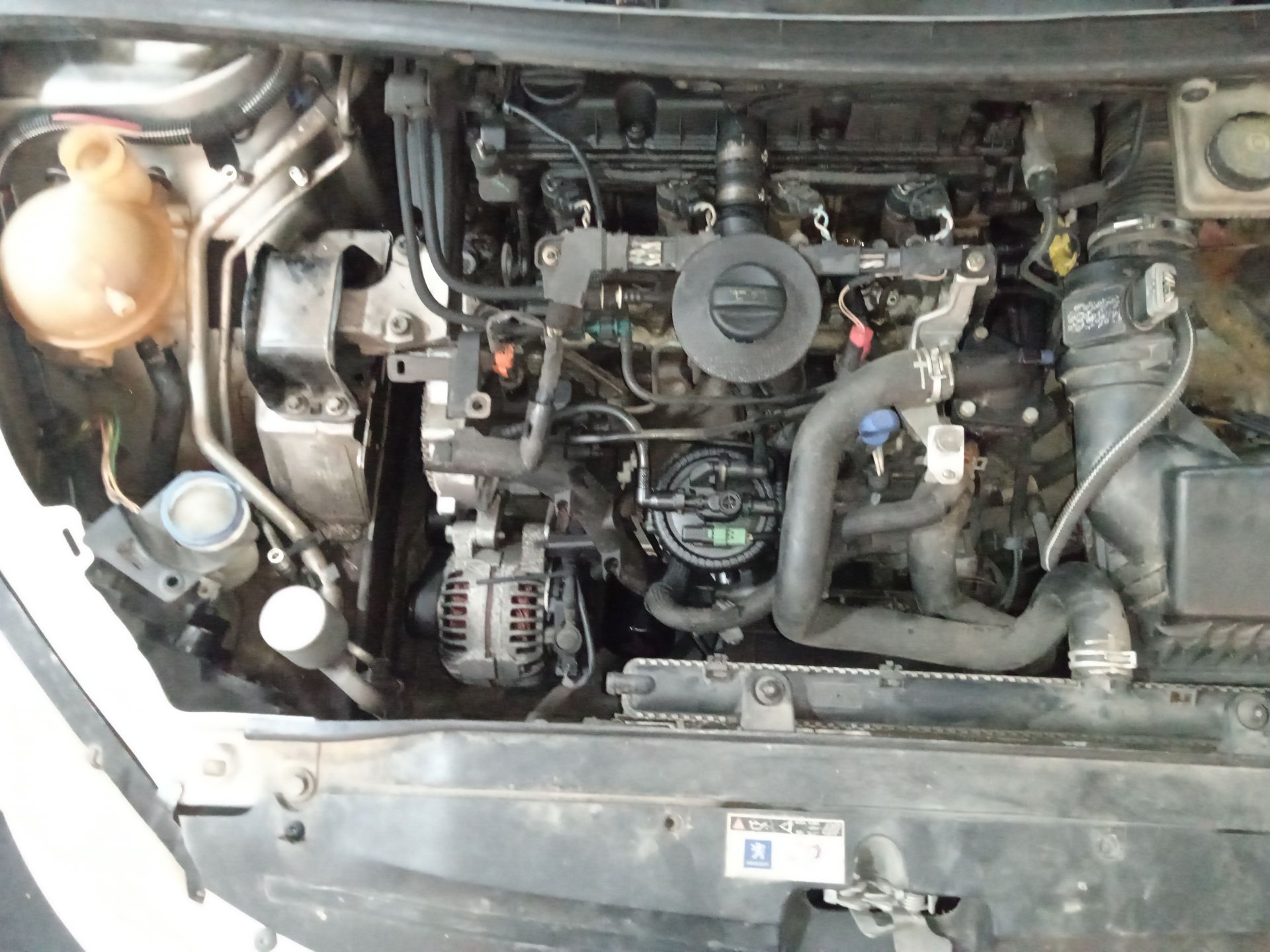 PEUGEOT 307 (S1) XR Motor 2,0 Ltr. - 66 kW HDi CAT