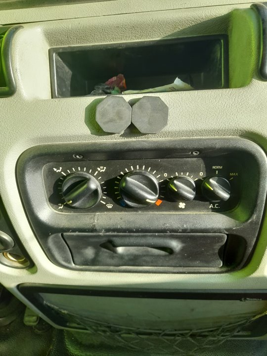 RENAULT MASTER DESDE '98 Caja cerrada, techo "Maxi"  L2H3  RS 3578 Motor 2,2 Ltr. - 66 kW Diesel