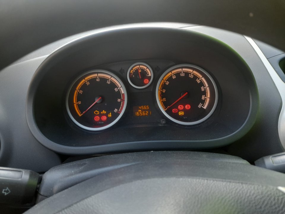 OPEL CORSA D CMon Motor 1,2 Ltr. - 59 kW 16V bivalent (Gasolina / Gas licuado del petróleo, GPL)