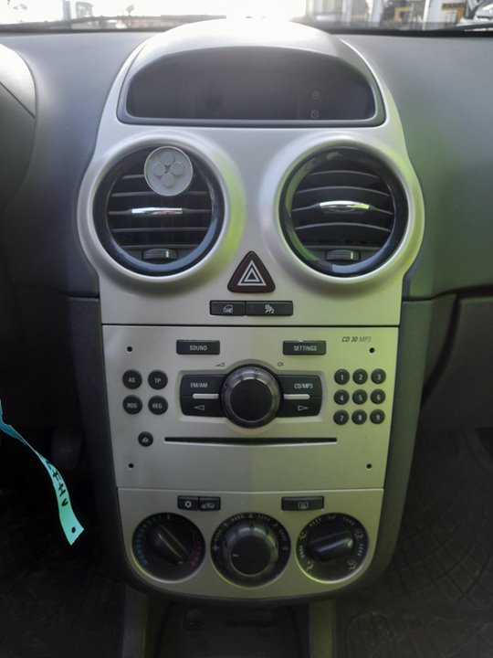 OPEL CORSA D CMon Motor 1,2 Ltr. - 59 kW 16V bivalent (Gasolina / Gas licuado del petróleo, GPL)