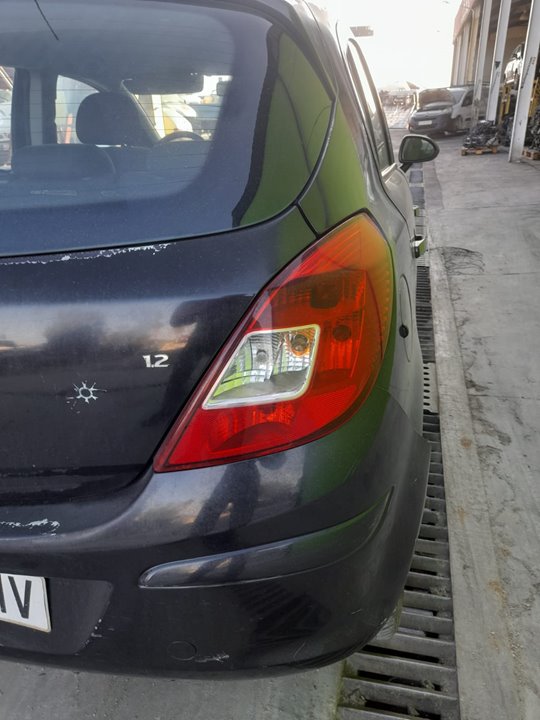 OPEL CORSA D CMon Motor 1,2 Ltr. - 59 kW 16V bivalent (Gasolina / Gas licuado del petróleo, GPL)