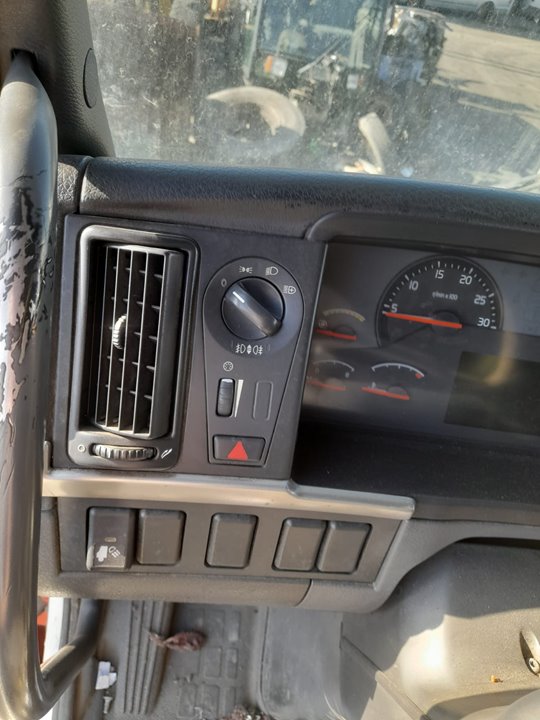 VOLVO FM 12 2002 -> * D12D420 foto 4
