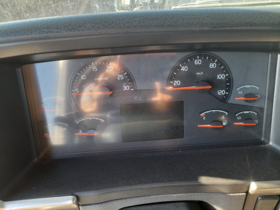 VOLVO FM 12 2002 -> * D12D420 foto 10