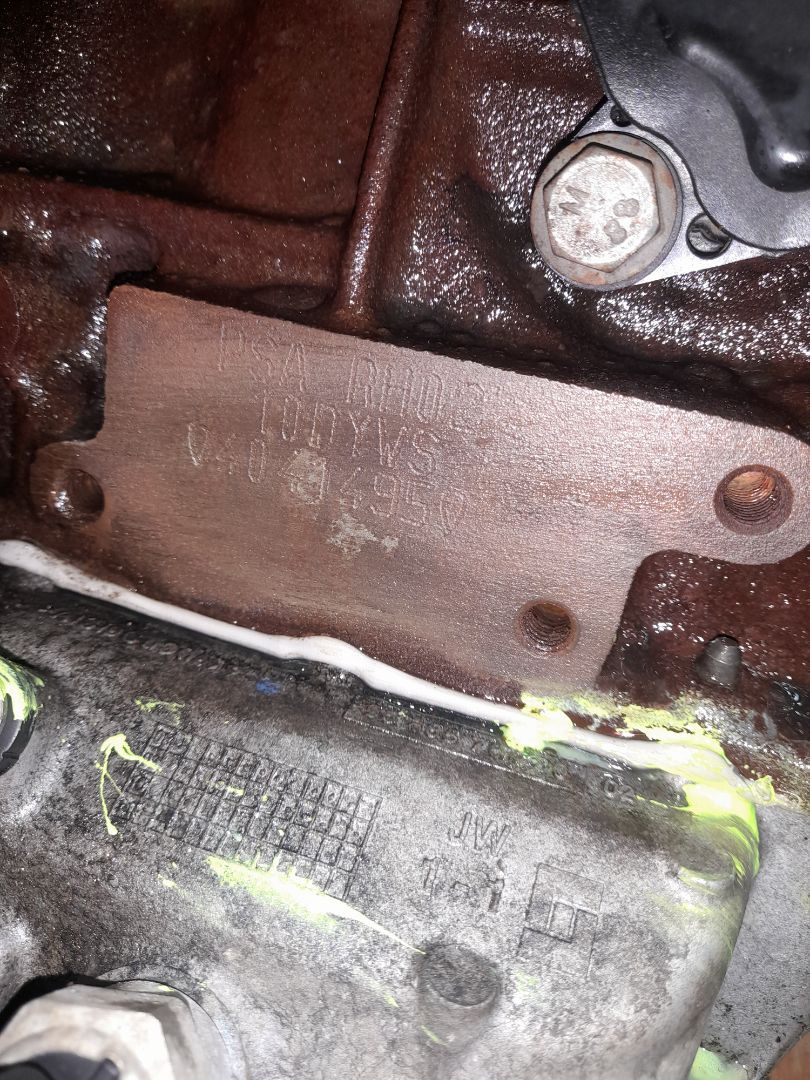 MOTOR COMPLETO PEUGEOT 5008 Premium