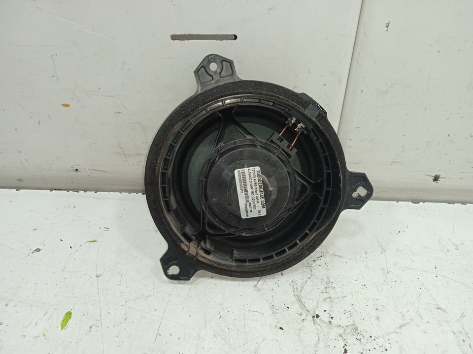 ALTAVOZ DELANTERO IZQUIERDO TOYOTA AURIS Hybrid Active   |   09.12 - 12.19