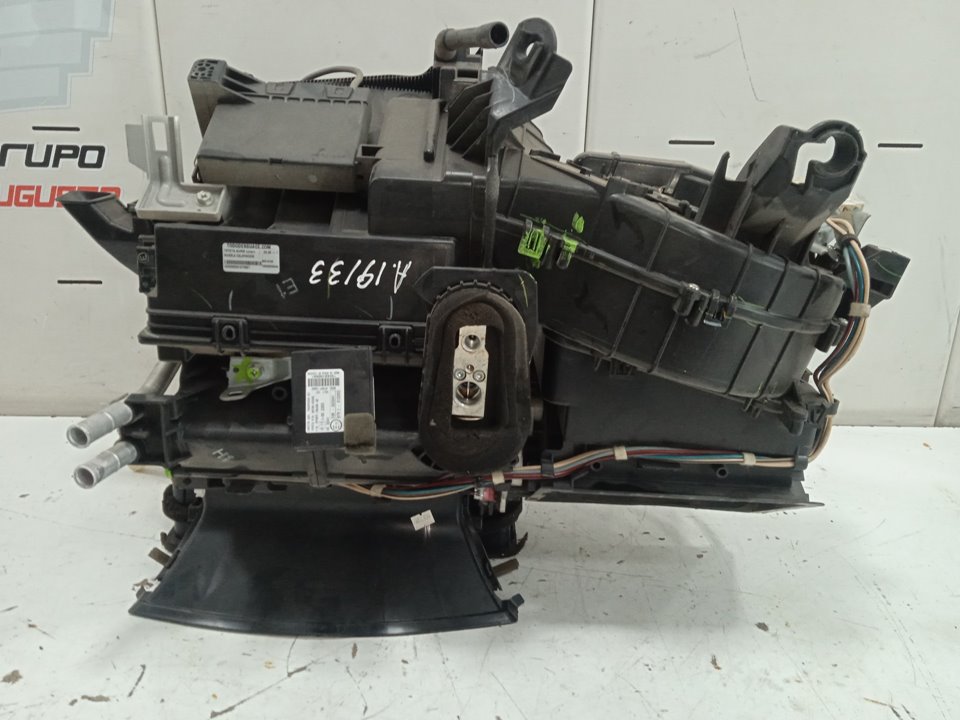 MUEBLE CALEFACION TOYOTA AURIS Luna+   |   03.08 - 12.09