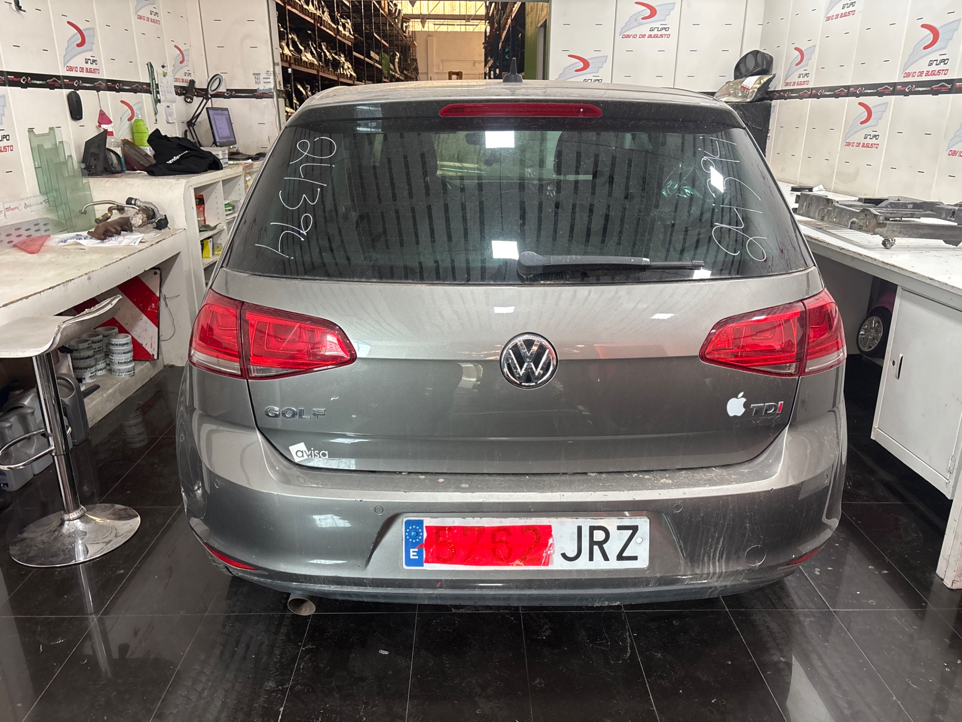 VOLKSWAGEN GOLF VII LIM. BlueMotion Motor 1,6 Ltr. - 81 kW 16V TDI DPF