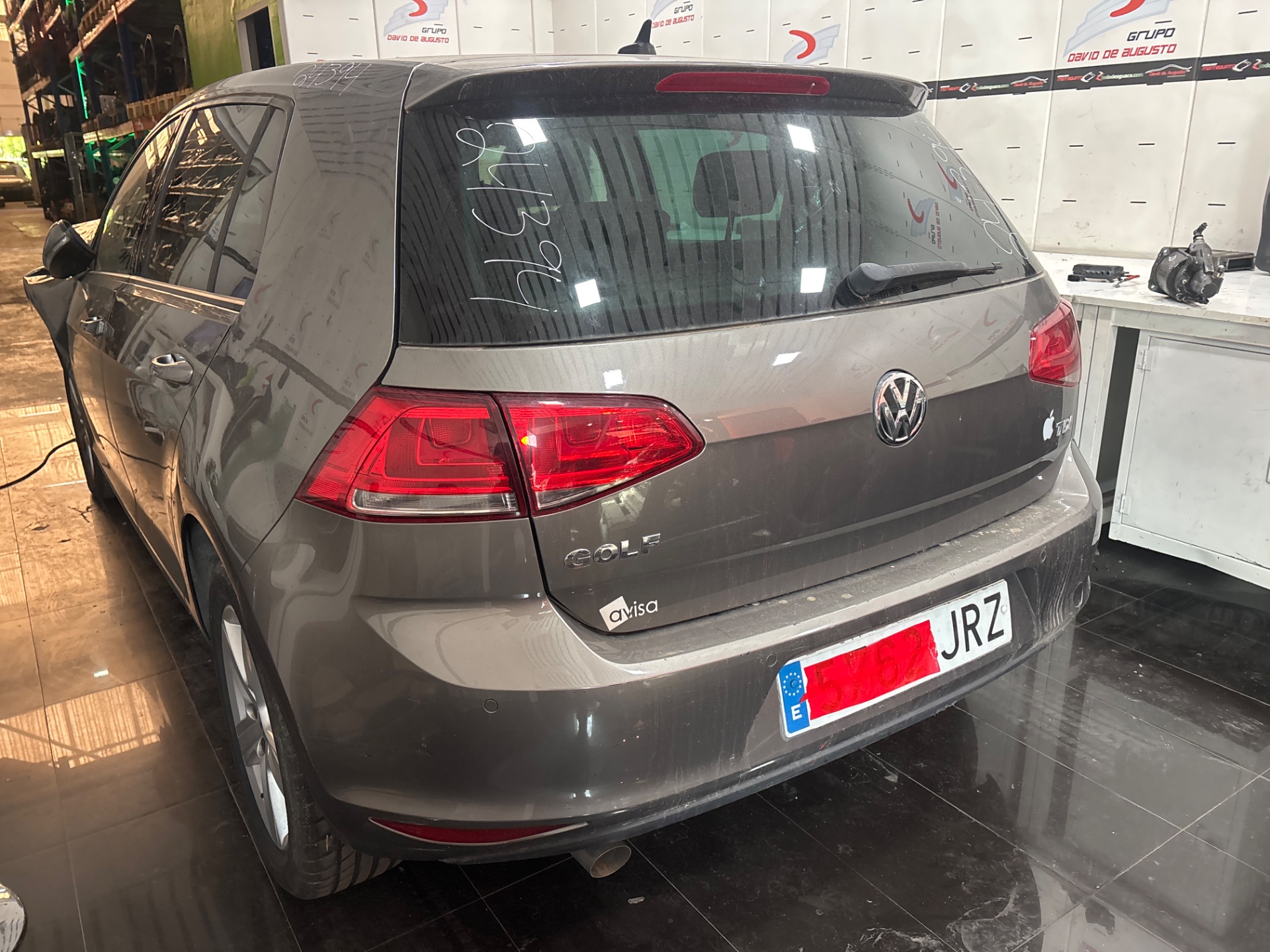 VOLKSWAGEN GOLF VII LIM. BlueMotion Motor 1,6 Ltr. - 81 kW 16V TDI DPF