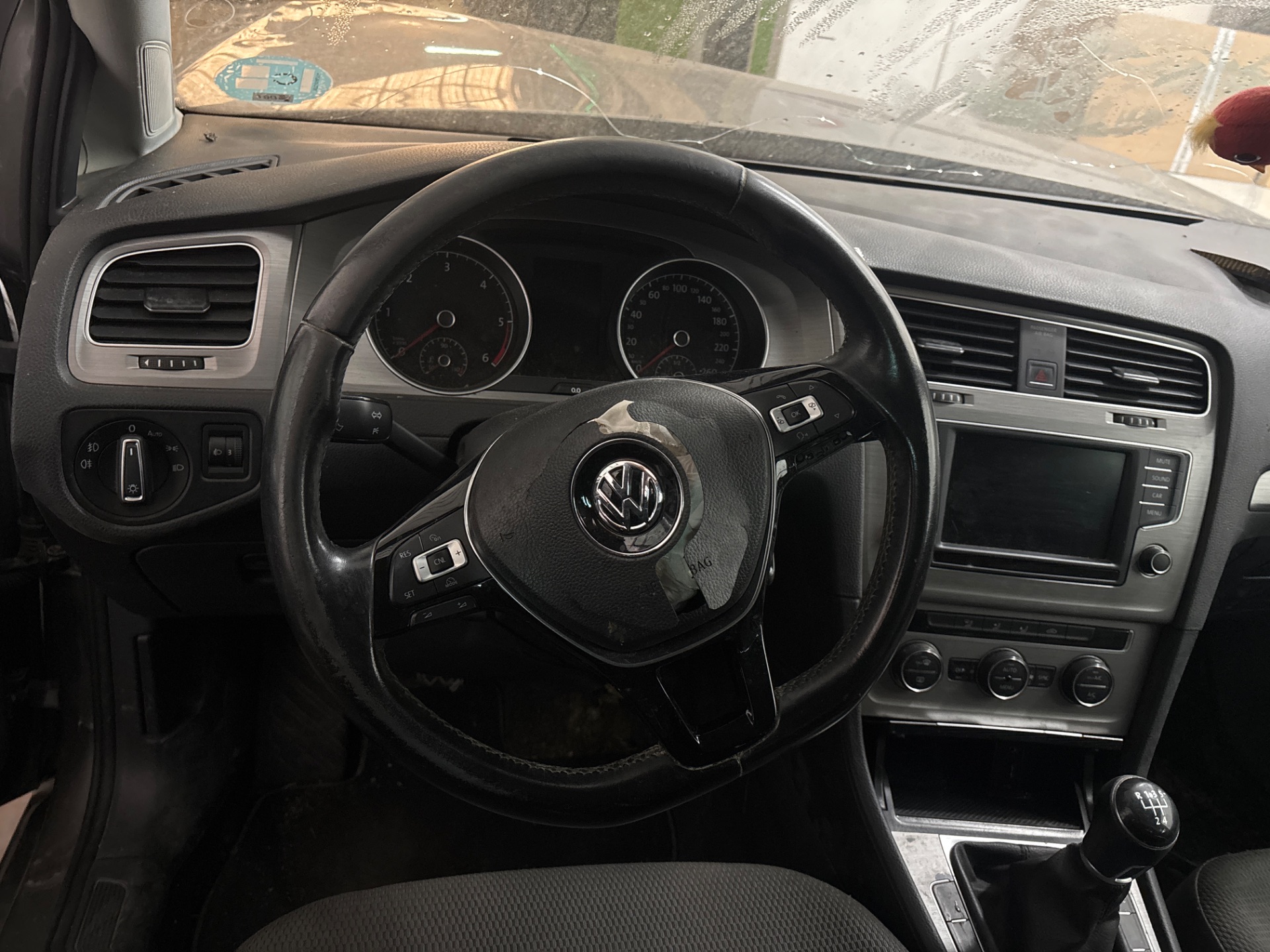 VOLKSWAGEN GOLF VII LIM. BlueMotion Motor 1,6 Ltr. - 81 kW 16V TDI DPF