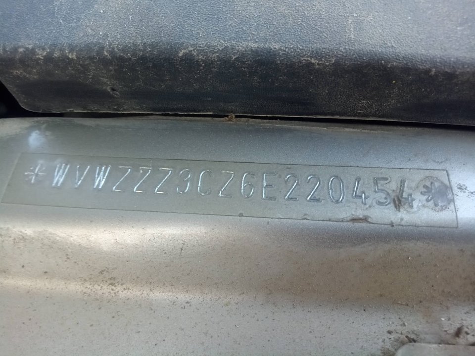 BORNA POSITIVA VOLKSWAGEN PASSAT BERLINA (3C2) Advance