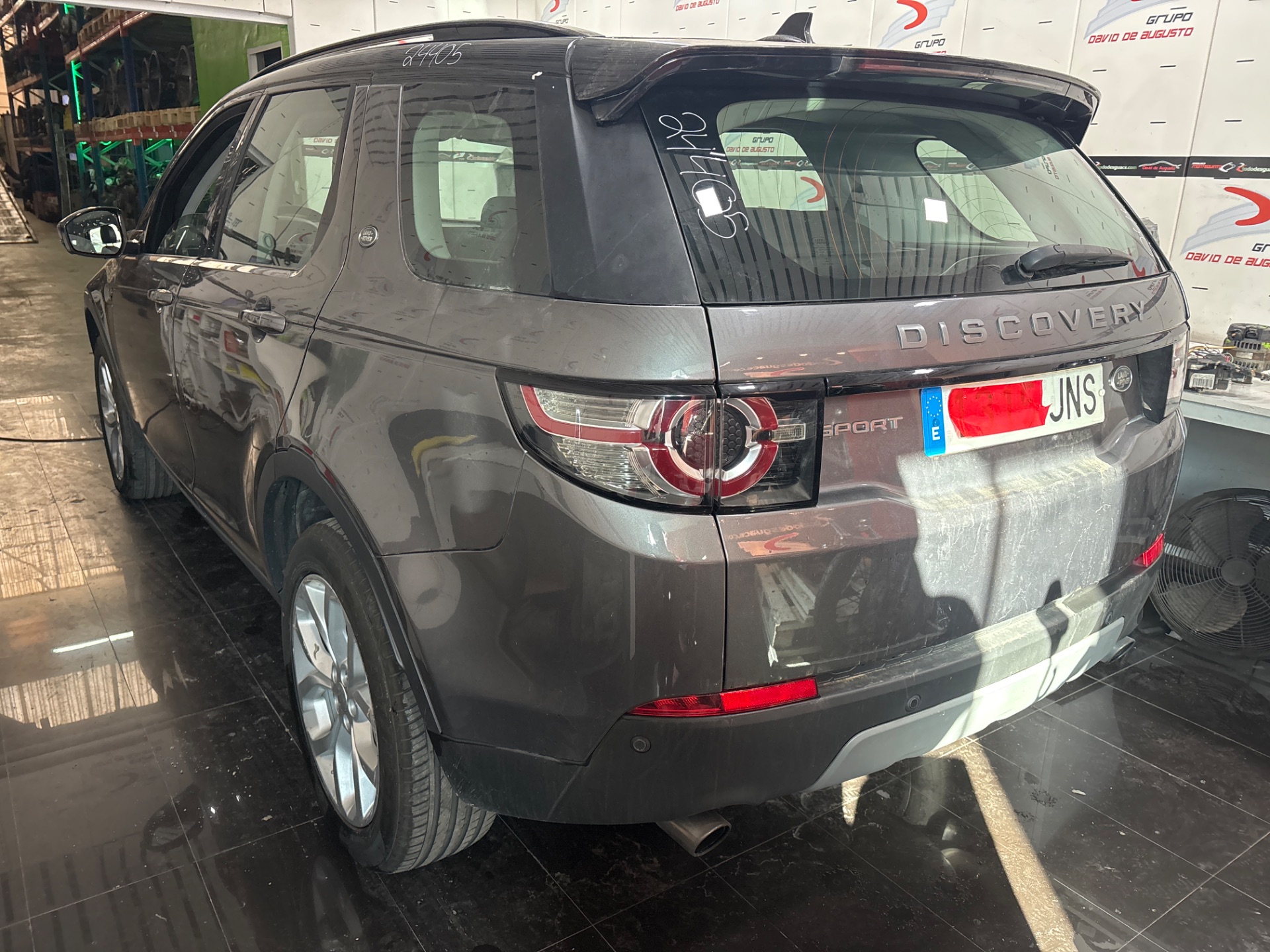LAND ROVER DISCOVERY SPORT SE Motor 2,0 Ltr. - 132 kW Td4 CAT