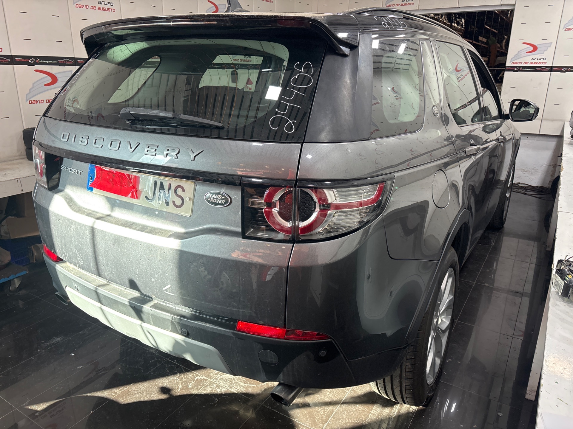 LAND ROVER DISCOVERY SPORT SE Motor 2,0 Ltr. - 132 kW Td4 CAT