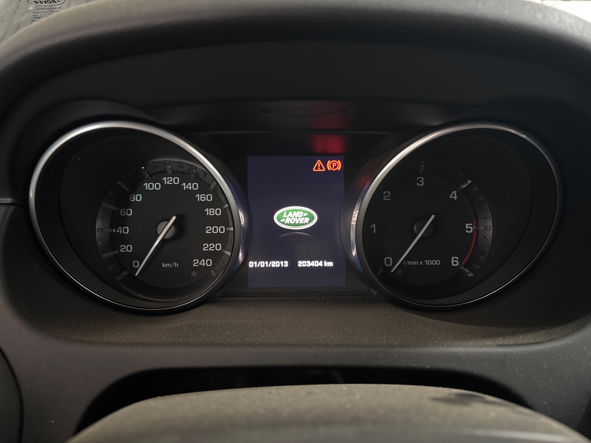 LAND ROVER DISCOVERY SPORT SE Motor 2,0 Ltr. - 132 kW Td4 CAT