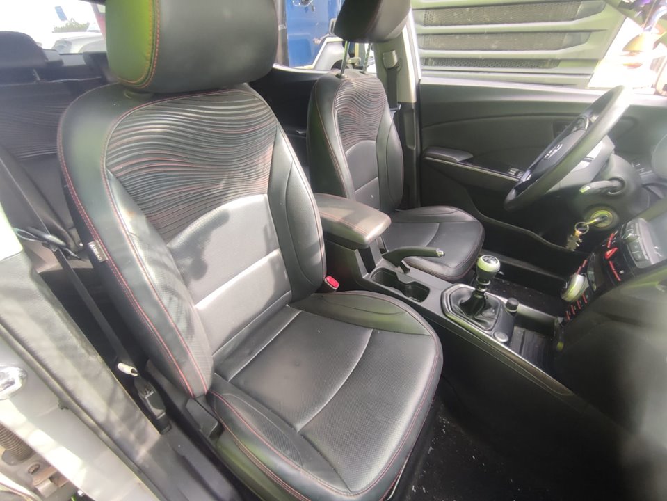 SSANGYONG XLV PREMIUM 4X2 Motor 1,6 Ltr. - 85 kW Turbodiesel CAT