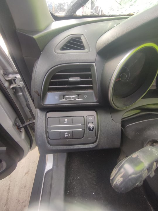 SSANGYONG XLV PREMIUM 4X2 Motor 1,6 Ltr. - 85 kW Turbodiesel CAT