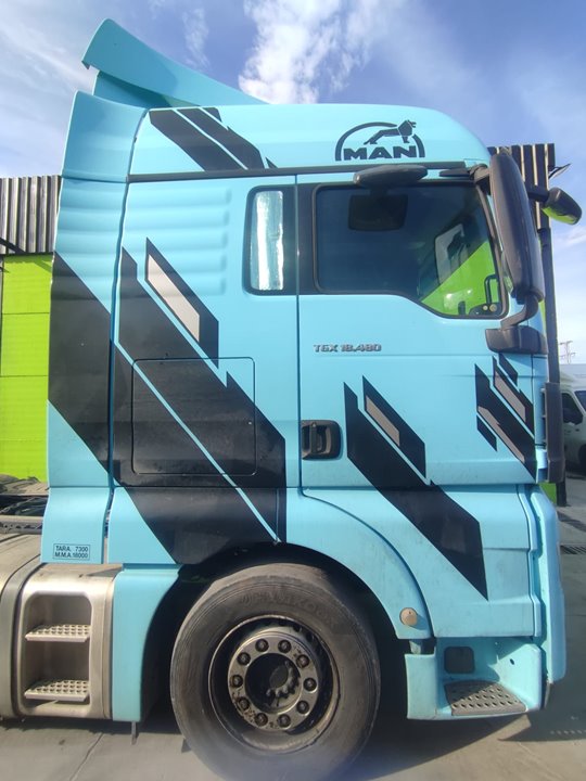 MAN TGX 33.XXX FG /   6x4   BL XLX Motor 12,4 Ltr. - 353 kW Diesel