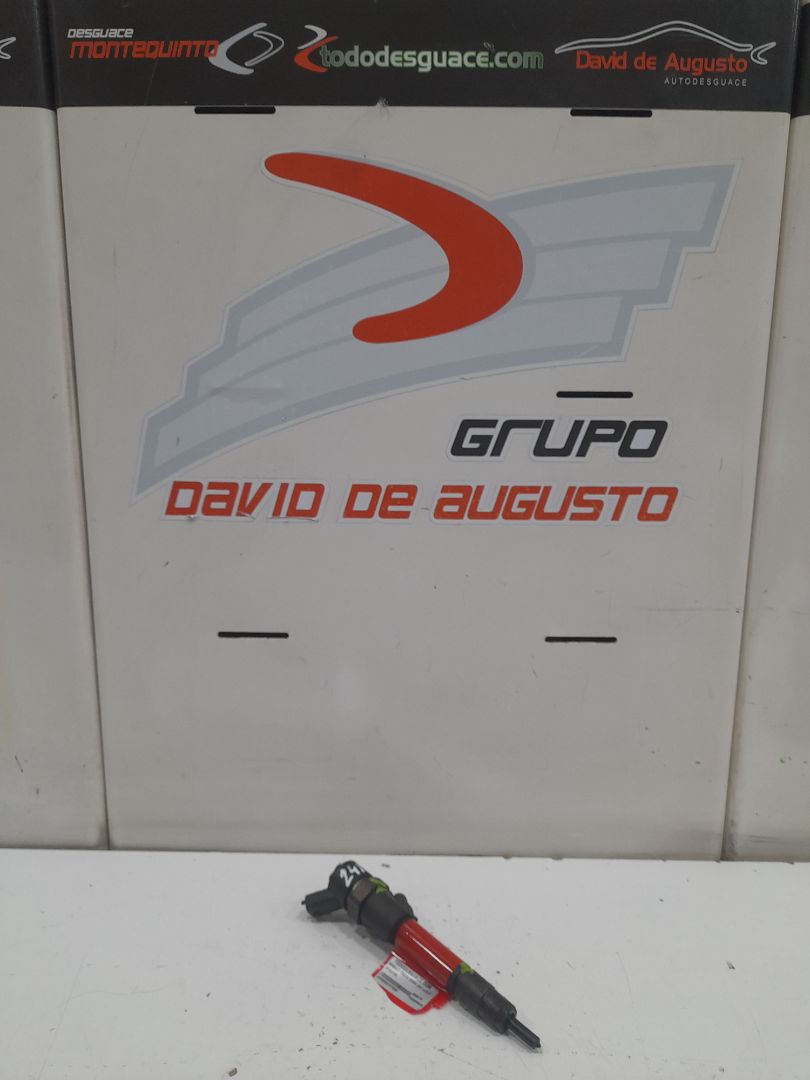 INYECTOR RENAULT TRAFIC COMBI (AB 4.01) 6 - plazas (L2H1) acristalado parcial 2,9t   Combi largo