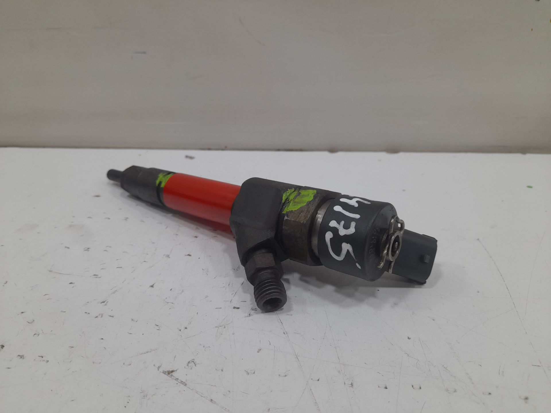 INYECTOR RENAULT TRAFIC COMBI (AB 4.01) 6 - plazas (L2H1) acristalado parcial 2,9t   Combi largo