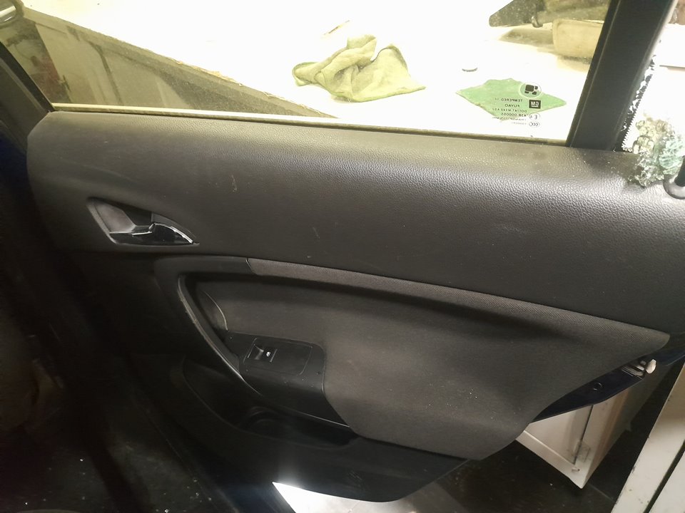 OPEL INSIGNIA BERLINA Cosmo Motor 2,0 Ltr. - 96 kW CDTI CAT