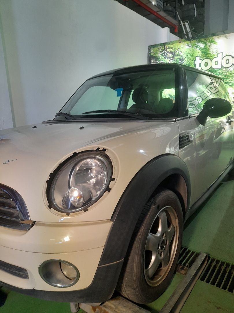 BMW MINI (R56) Cooper Motor 1,6 Ltr. - 88 kW 16V CAT