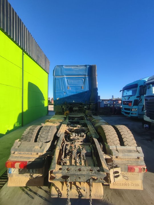 MERCEDES-BENZ ACTROS BM 963.XXX 2-ACHSER 18XX 4x2 Sattelzugmaschine L BigSpace Motor 12,8 Ltr. - 330 kW R6 Diesel (OM 471)