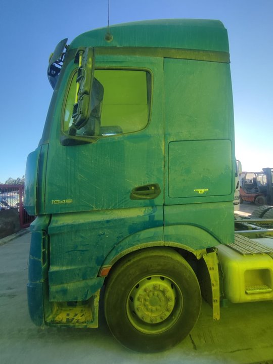 MERCEDES-BENZ ACTROS BM 963.XXX 2-ACHSER 18XX 4x2 Sattelzugmaschine L BigSpace Motor 12,8 Ltr. - 330 kW R6 Diesel (OM 471)