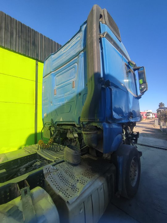 MERCEDES-BENZ ACTROS BM 963.XXX 2-ACHSER 18XX 4x2 Sattelzugmaschine L BigSpace Motor 12,8 Ltr. - 330 kW R6 Diesel (OM 471)