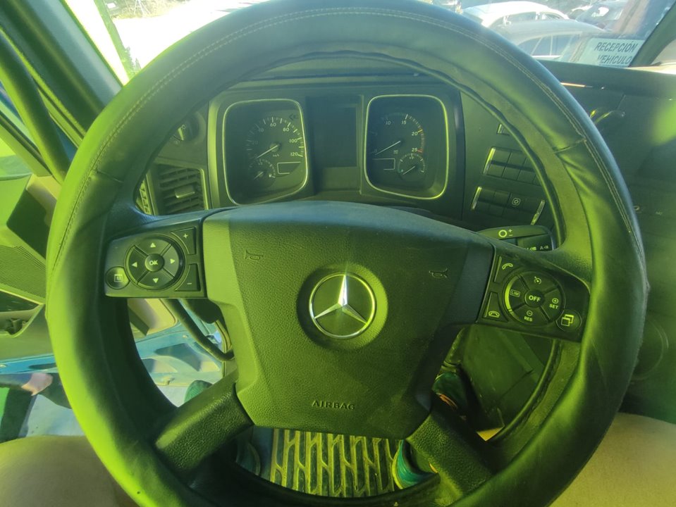 MERCEDES-BENZ ACTROS BM 963.XXX 2-ACHSER 18XX 4x2 Sattelzugmaschine L BigSpace Motor 12,8 Ltr. - 330 kW R6 Diesel (OM 471)