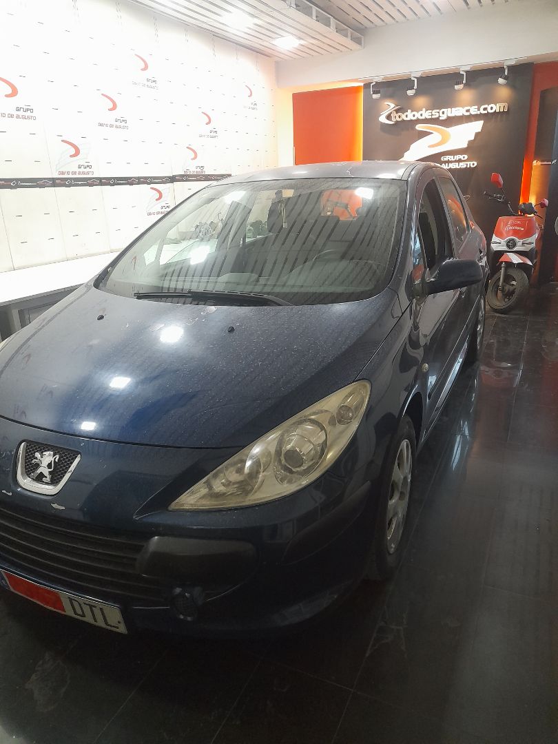 PEUGEOT 307 BERLINA (S2) XS + Motor 1,6 Ltr. - 80 kW 16V CAT