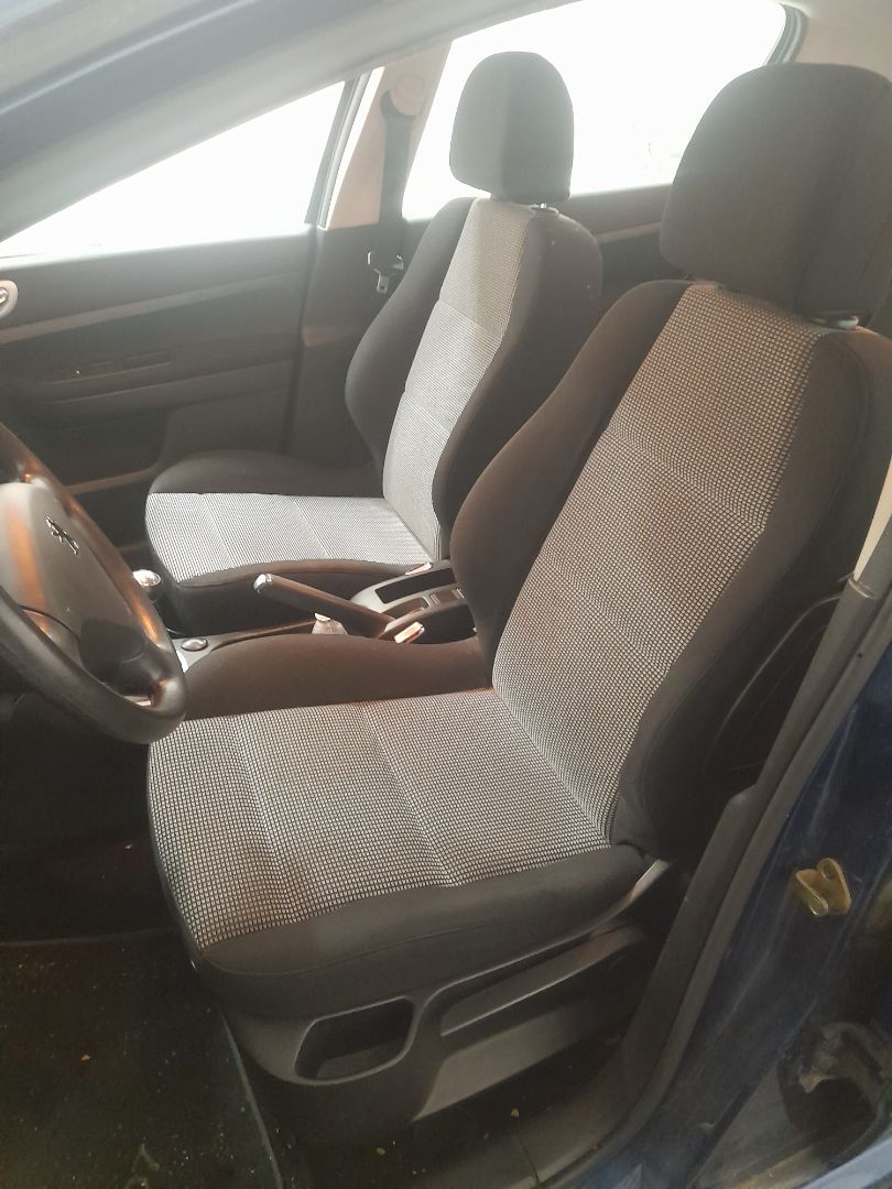 PEUGEOT 307 BERLINA (S2) XS + Motor 1,6 Ltr. - 80 kW 16V CAT