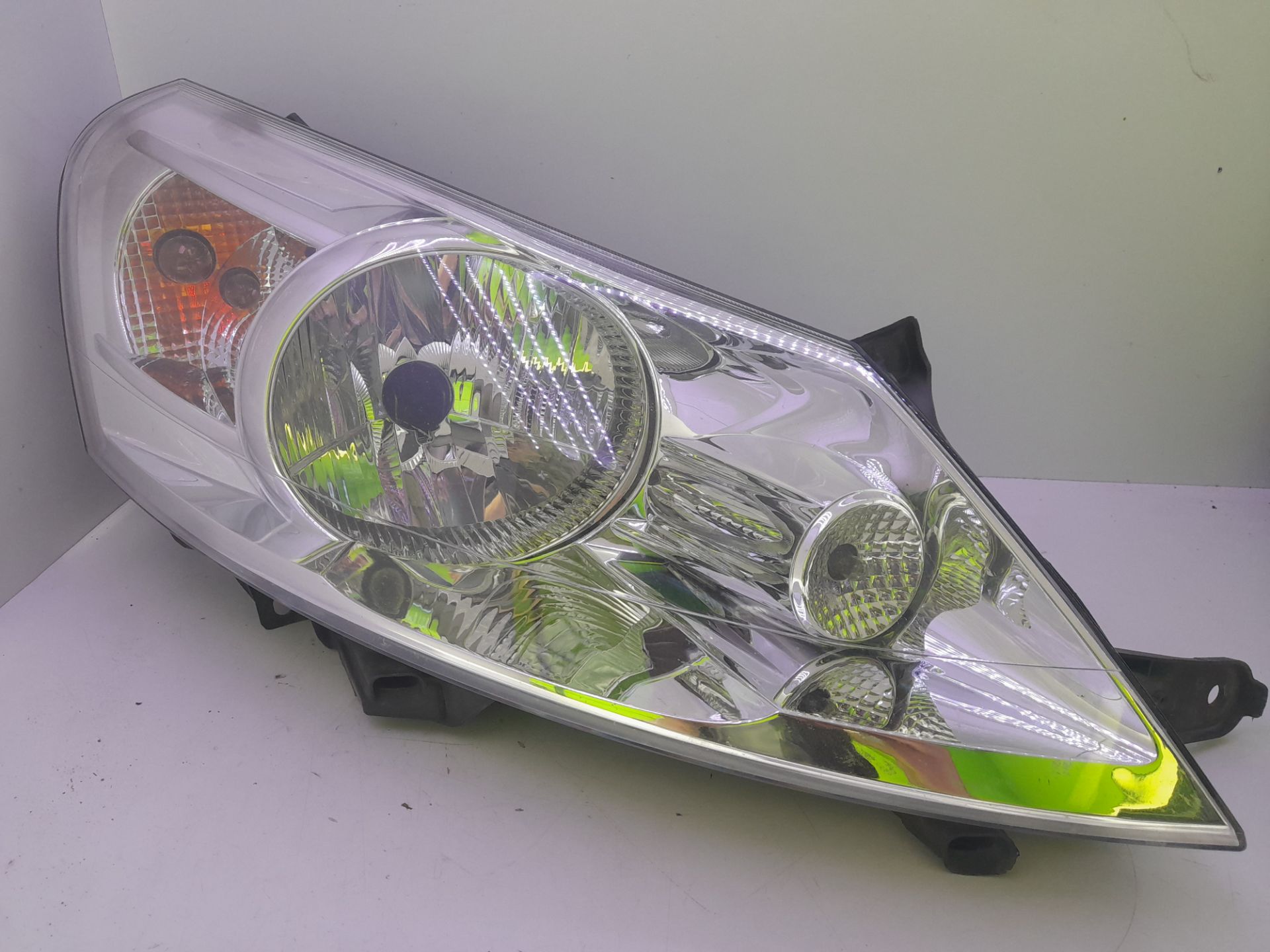 FARO DERECHO TOYOTA PROACE L1H1 Furgón Active