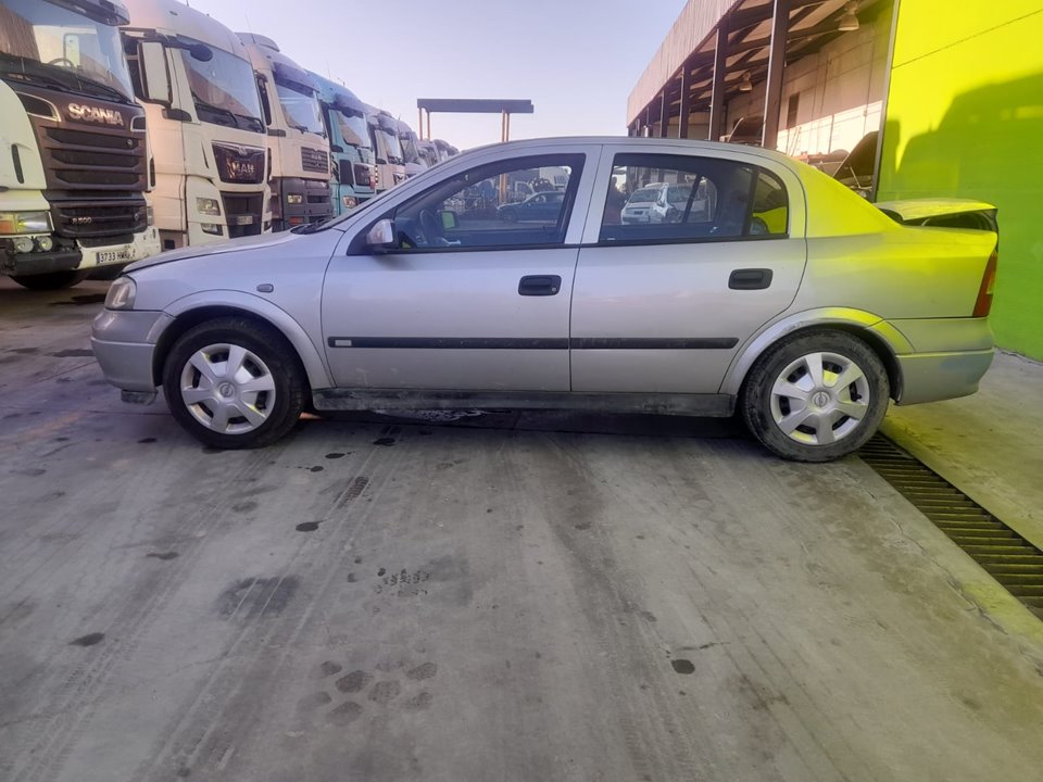 OPEL ASTRA G BERLINA Edition Motor 1,6 Ltr. - 74 kW 16V