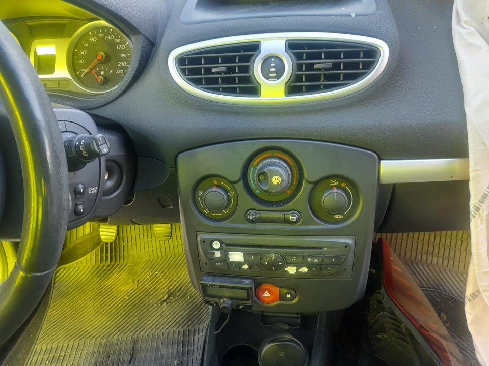 RENAULT CLIO III Confort Dynamique Motor 1,5 Ltr. - 63 kW dCi Diesel CAT