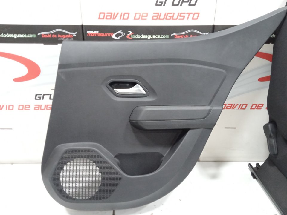CONJUNTO INTERIOR ASIENTOS Y GUARNECIDOS DACIA SANDERO III *