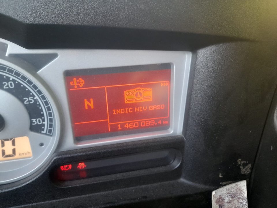 RENAULT MAGNUM AB 2005 Chasis         4X2    4XX.18 Gran espacio Motor 12,8 Ltr. - 368 kW Diesel