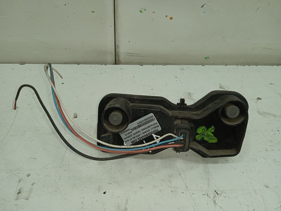 PORTALAMPARAS TRASERO DERECHO RENAULT MEGANE II BERLINA 5P Authentique   |   06.05 - ...