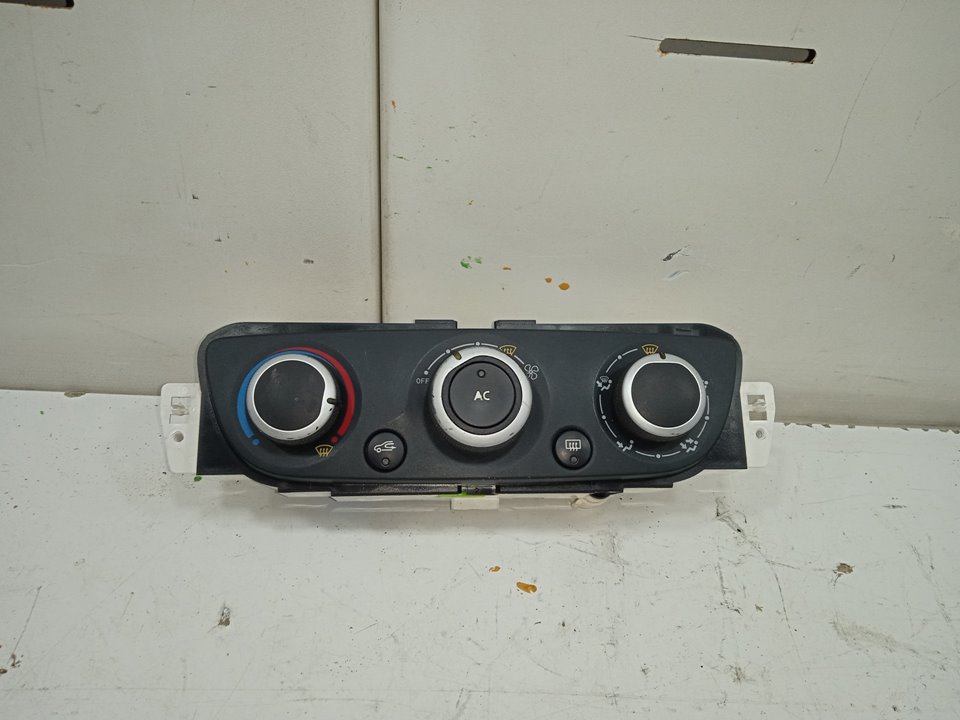 MANDO CALEFACCION / AIRE ACONDICIONADO RENAULT MEGANE III BERLINA 5 P BOSE Edition