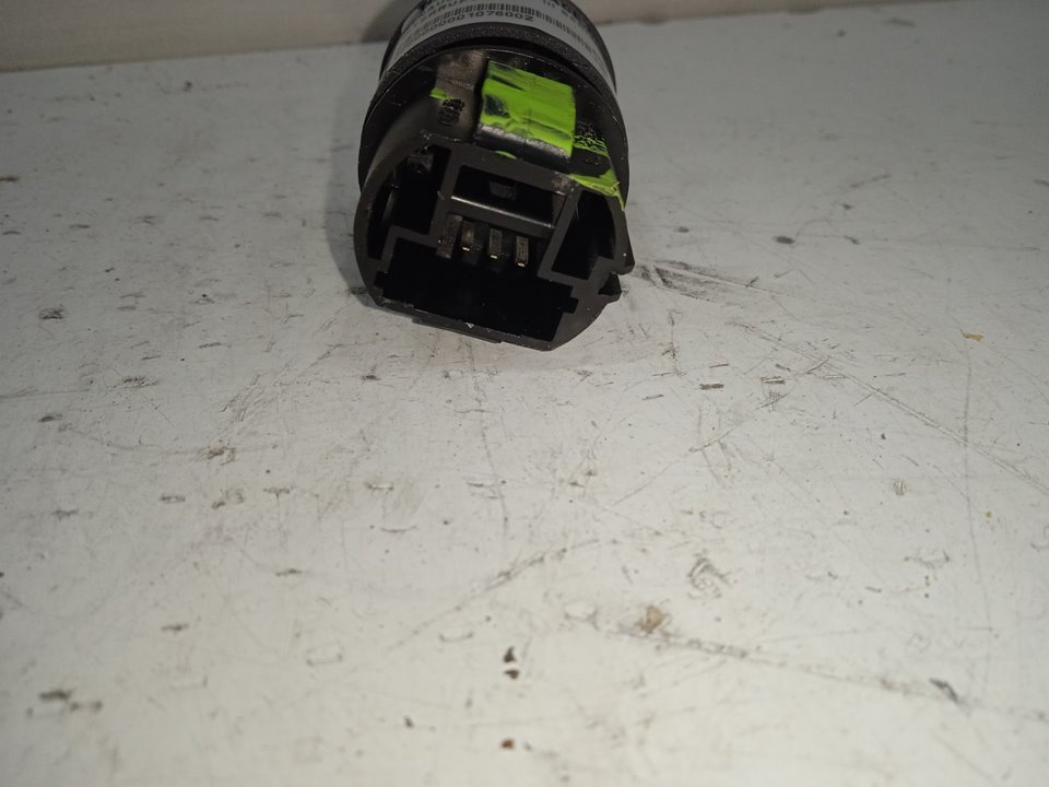 INTERRUPTOR RENAULT MEGANE III BERLINA 5 P BOSE Edition