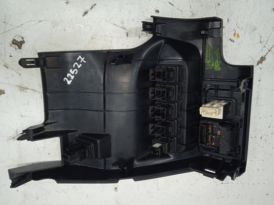 REGULADOR ALTURA LUCES LEXUS CT 200h   |   01.13 - 12.20